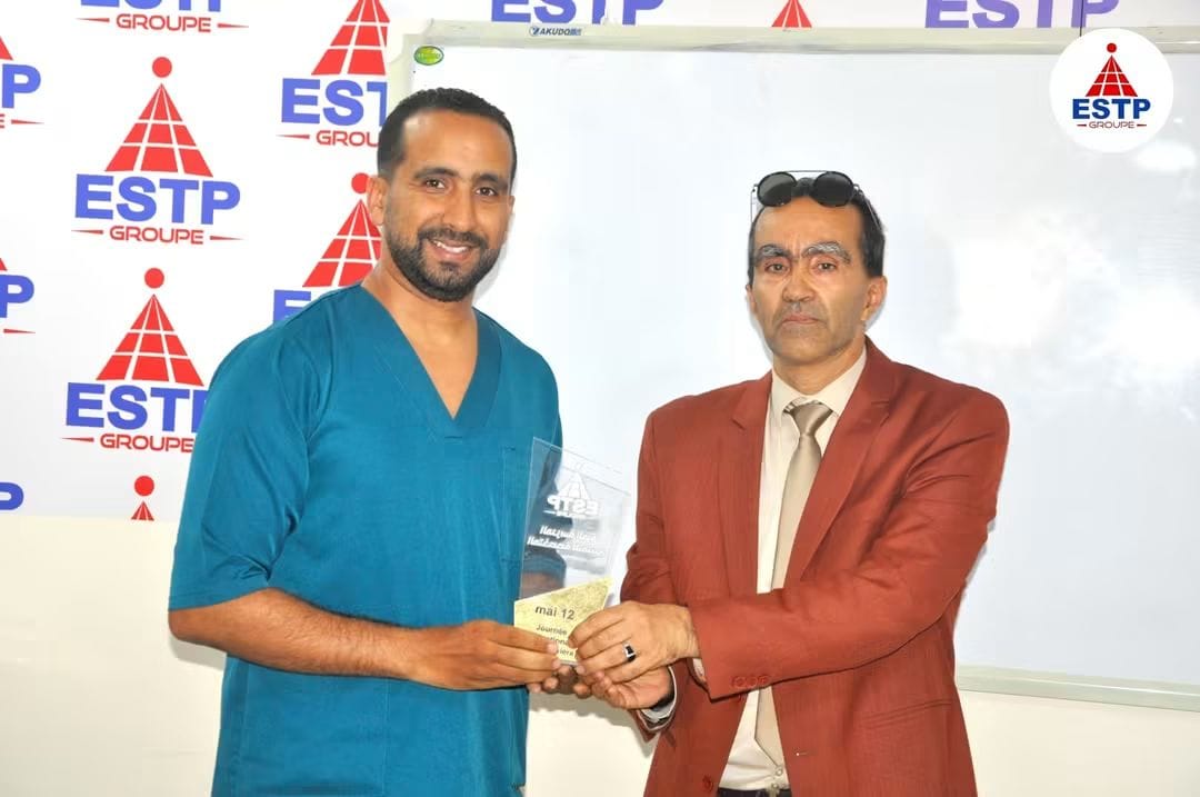 Remise de trophée – Journée de l'Infirmière